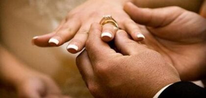 كيف اجعل زوجي خاتم في أصبعي بالملح